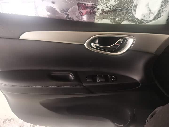 Фото 7 - Nissan Sylphy