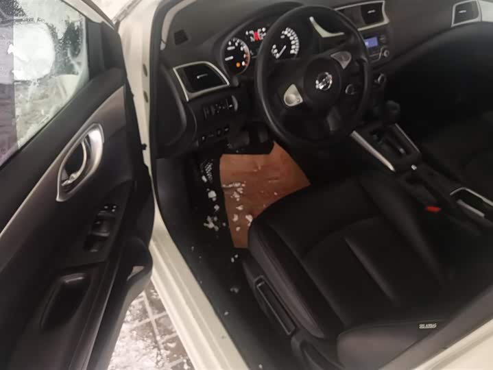 Фото 9 - Nissan Sylphy