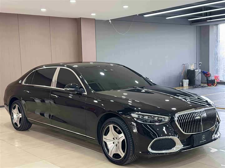 Фото 3 - Mercedes-Benz Maybach S-Class