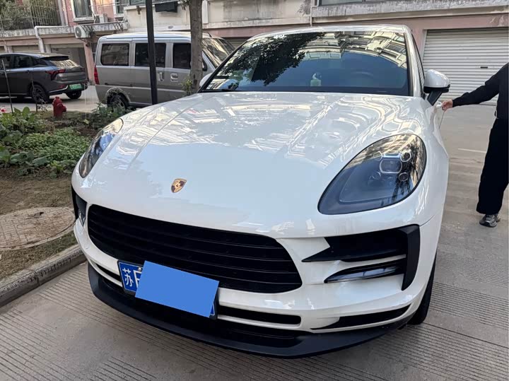 Фото 2 - Porsche Macan