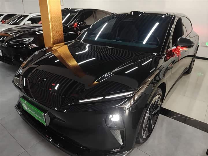 Фото 2 - Nio ET5T