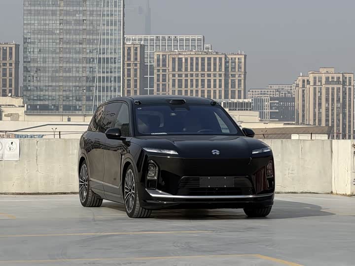 Фото 2 - Nio ES8