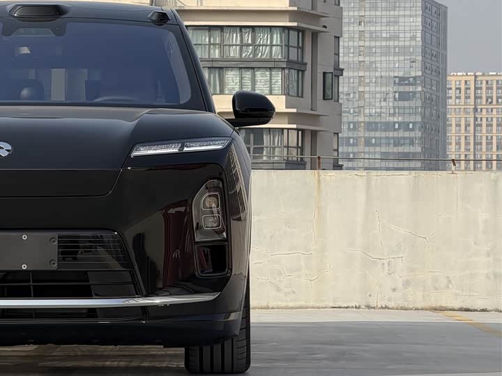 Фото 4 - Nio ES8
