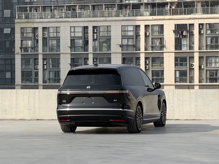 Фото 8 - Nio ES8