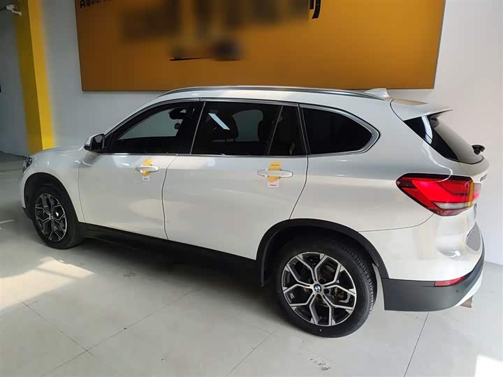 Фото 5 - BMW X1