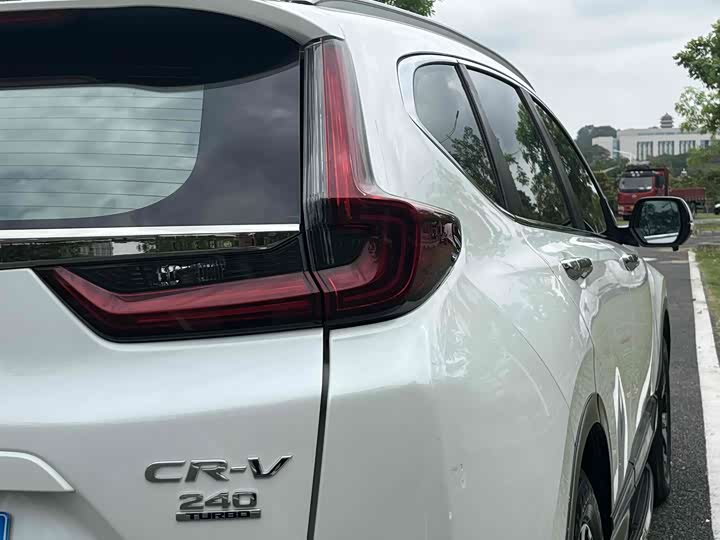 Фото 6 - Honda CR-V