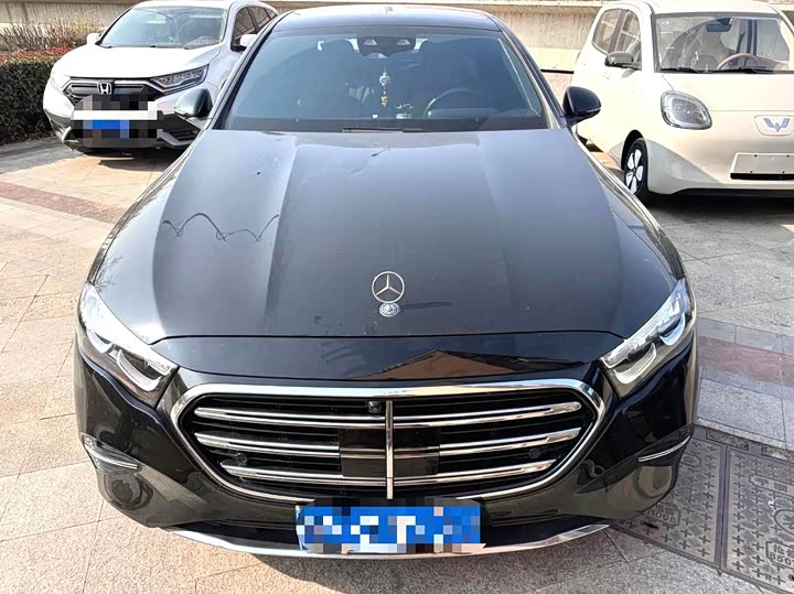 Фото 2 - Mercedes-Benz E-Class