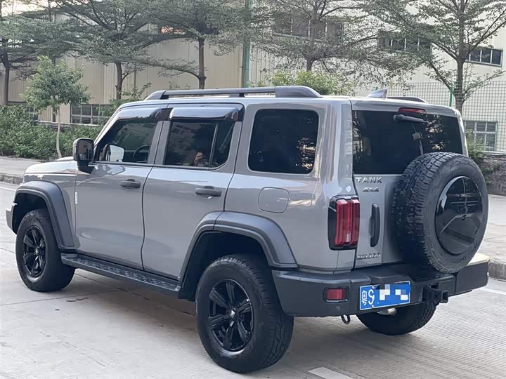 Фото 4 - Tank 300