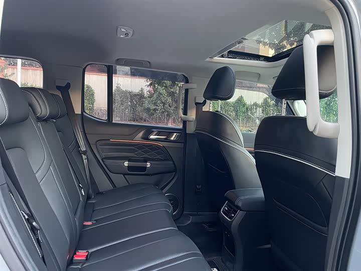 Фото 7 - Tank 300