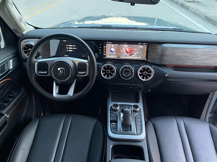 Фото 8 - Tank 300