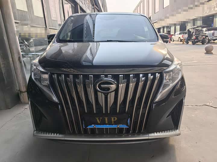 Фото 2 - GAC Trumpchi M8