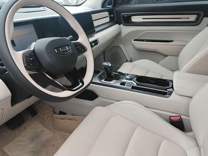 Фото 7 - Geely Icon