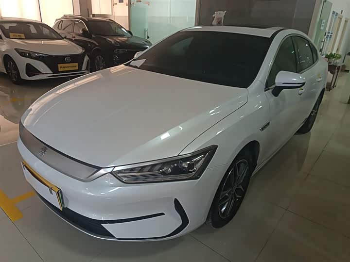 Фото 1 - BYD Qin Plus