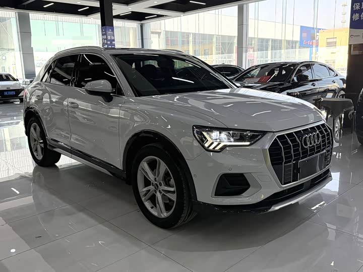 Фото 3 - Audi Q3