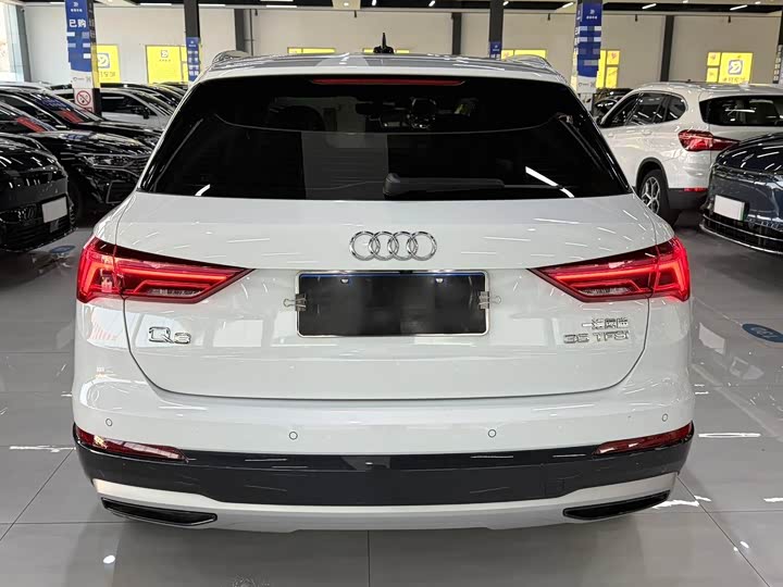 Фото 9 - Audi Q3