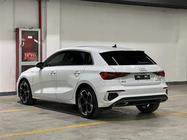 Фото 4 - Audi A3