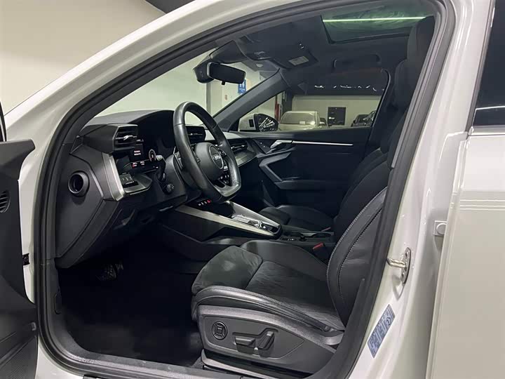 Фото 9 - Audi A3