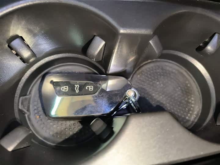 Фото 9 - Volkswagen Teramont Pro