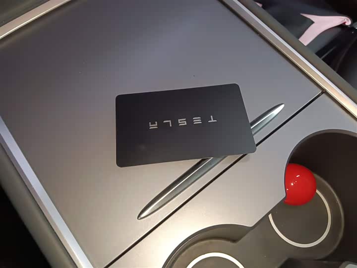 Фото 9 - Tesla Model Y