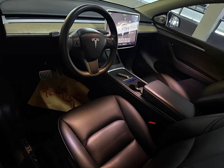 Фото 4 - Tesla Model Y