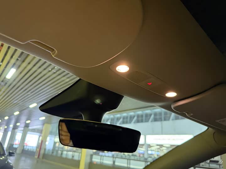 Фото 9 - Tesla Model Y