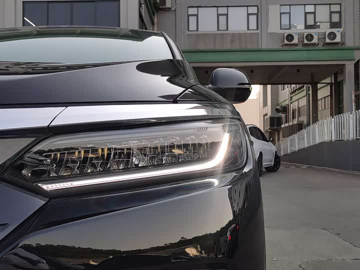 Фото 3 - Honda Breeze