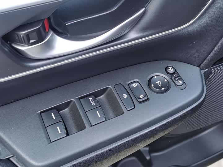 Фото 9 - Honda Breeze