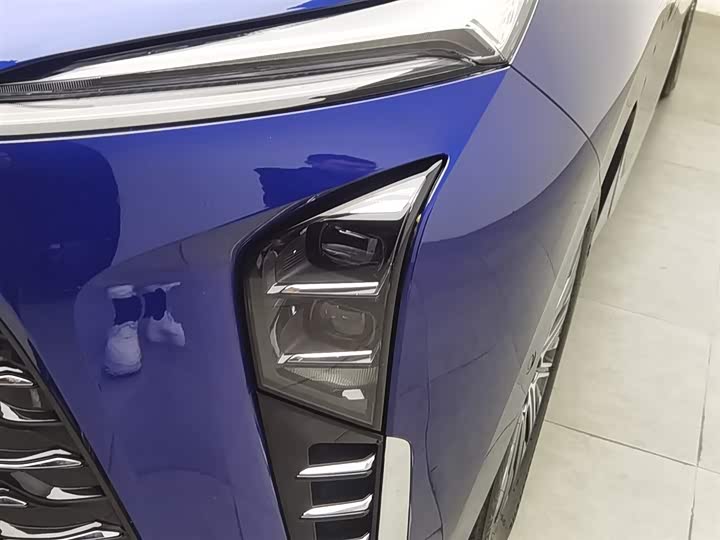 Фото 7 - Buick GL8 Hybrid