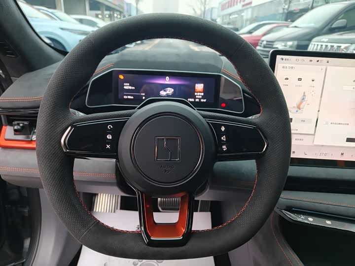 Фото 9 - Zeekr 001