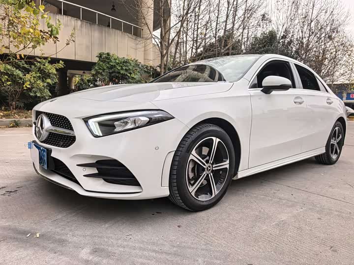 Фото 4 - Mercedes-Benz A-Class