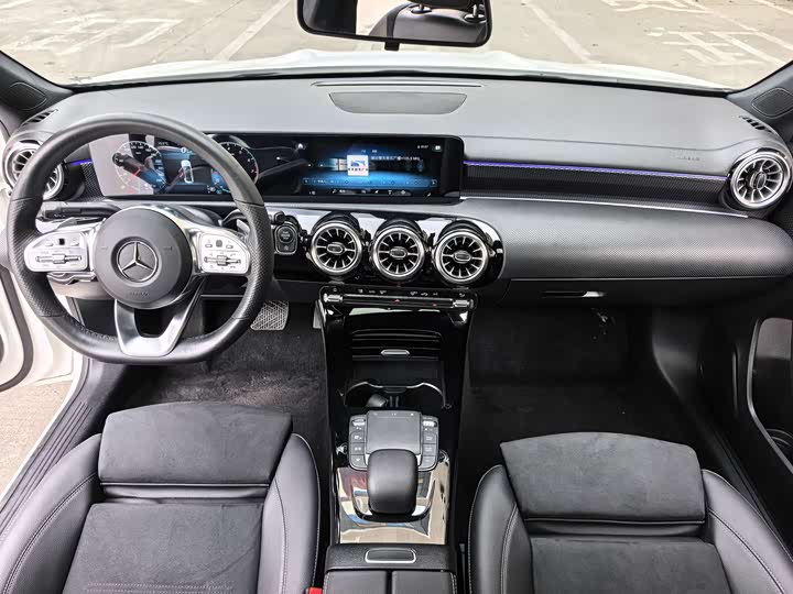 Фото 7 - Mercedes-Benz A-Class