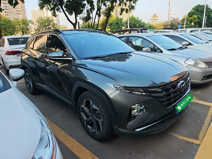 Фото 4 - Hyundai Tucson L