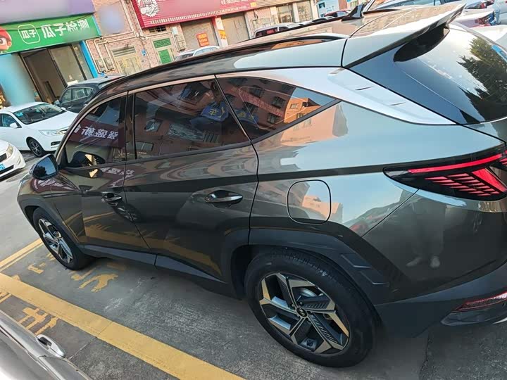Фото 5 - Hyundai Tucson L