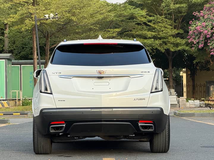 Фото 7 - Cadillac XT5