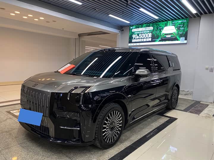 Фото 3 - Zeekr 009