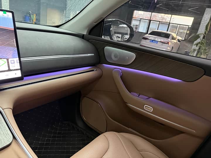 Фото 8 - Leapmotor C11