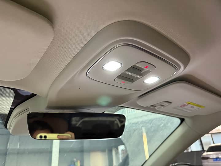 Фото 9 - Leapmotor C11