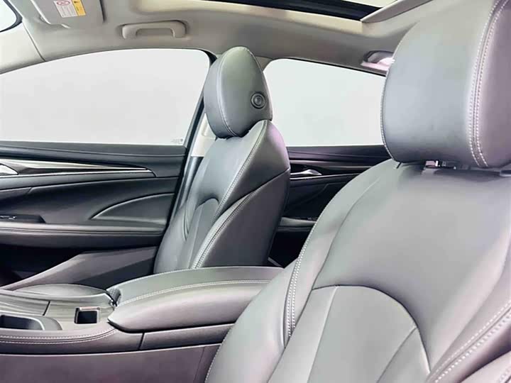 Фото 6 - Buick LaCrosse