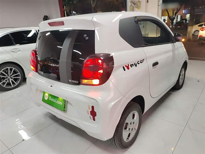 Фото 7 - Roewe Clever