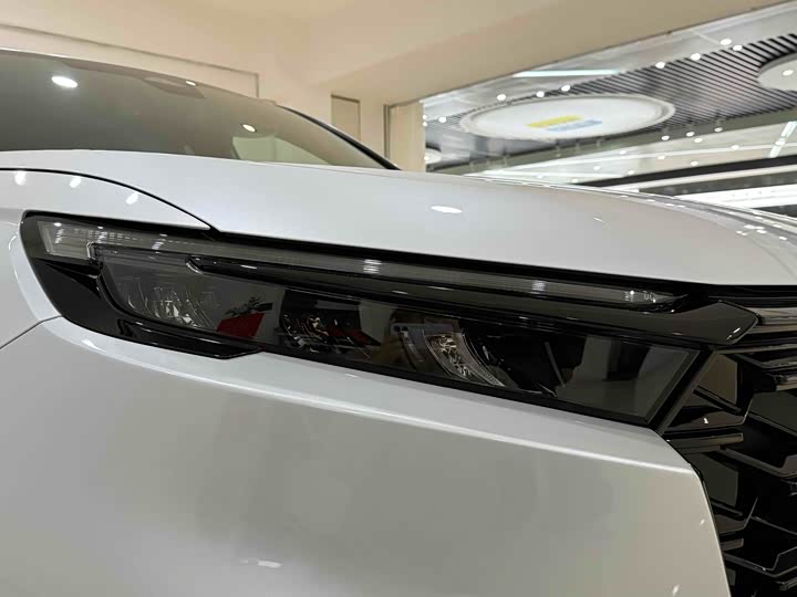 Фото 15 - Honda CR-V Hybrid