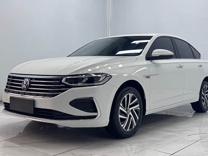 Фото 1 - Volkswagen Lavida