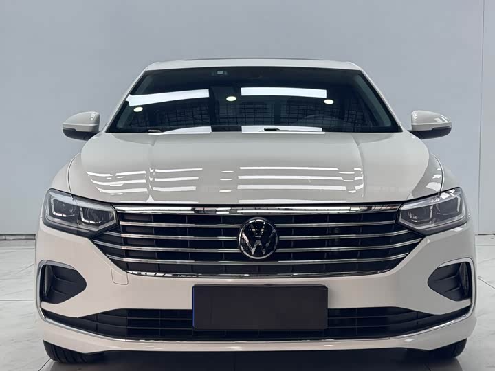 Фото 2 - Volkswagen Lavida