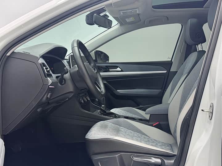 Фото 9 - Volkswagen Lavida