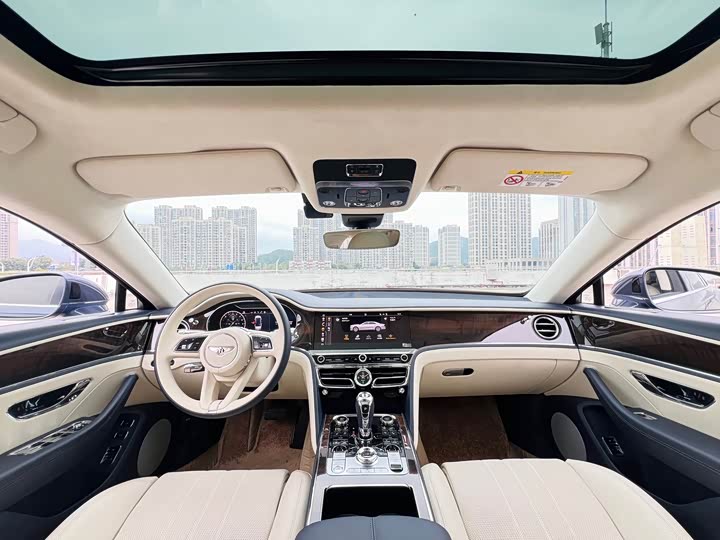 Фото 9 - Bentley Flying Spur Hybrid