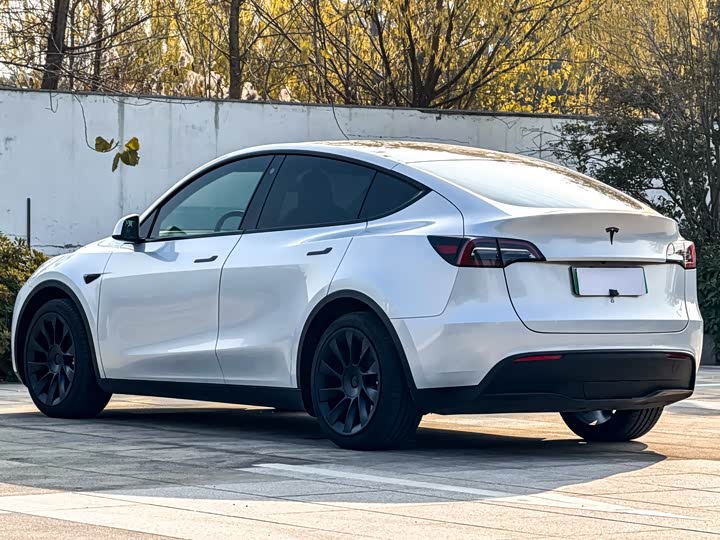 Фото 7 - Tesla Model Y