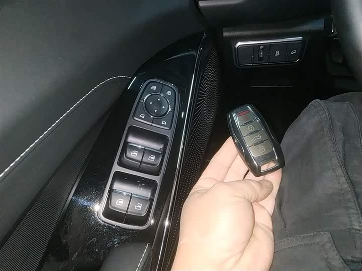 Фото 9 - Haval H6