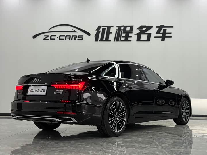 Фото 5 - Audi A6L