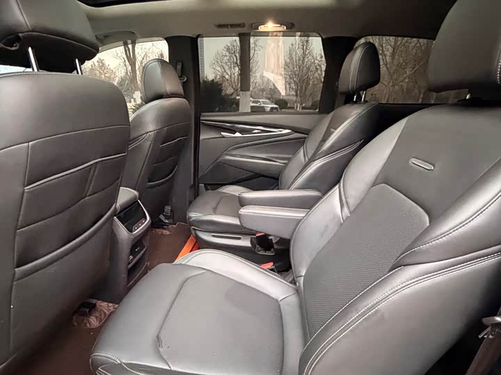 Фото 9 - Maxus G50