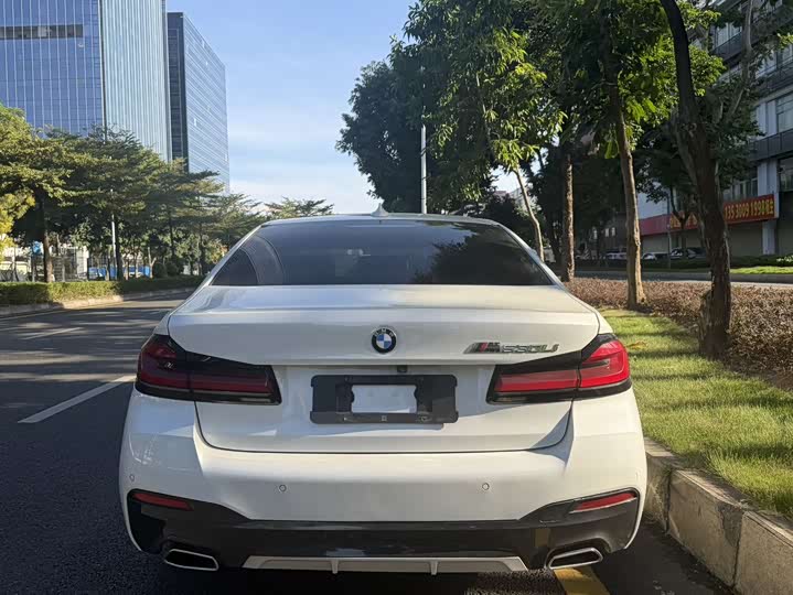 Фото 9 - BMW 5 Series