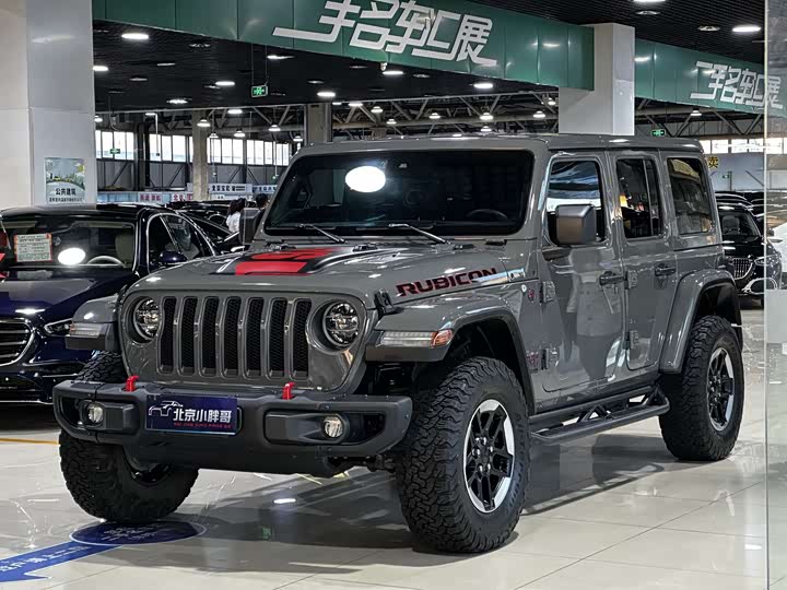 Фото 1 - Jeep Wrangler